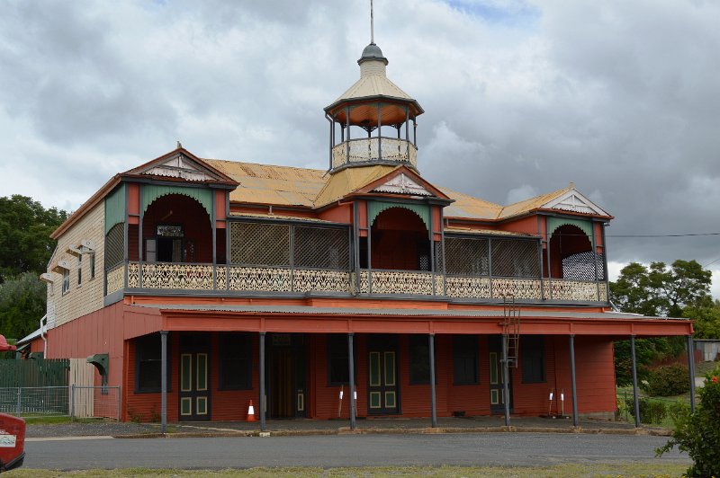 07MtMorgan (143).JPG - Mount Morgan - the former Queensland National Hotel